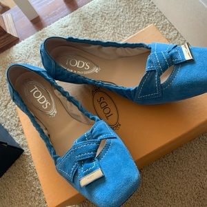 Tods Degas with knot blue suede
